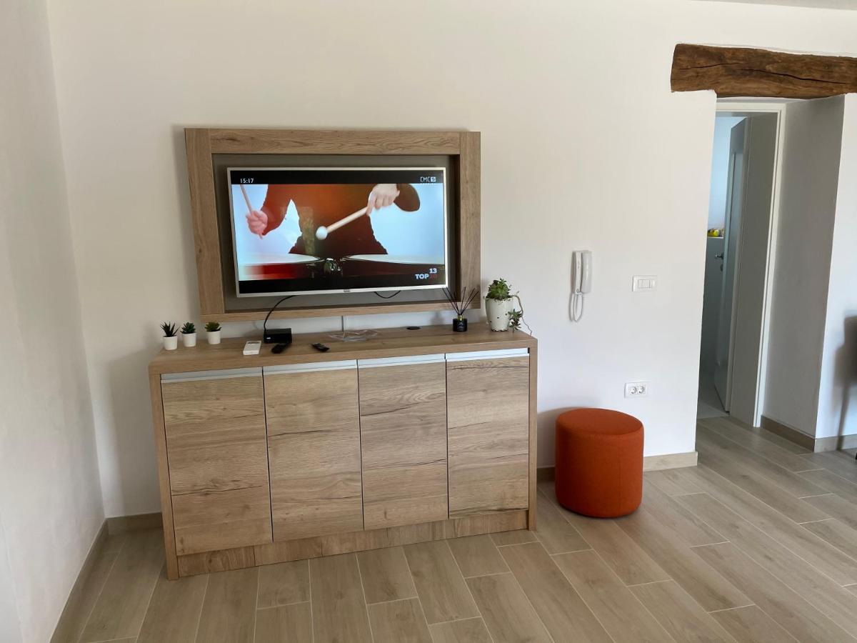 Villa Sanela Pobegi Екстериор снимка