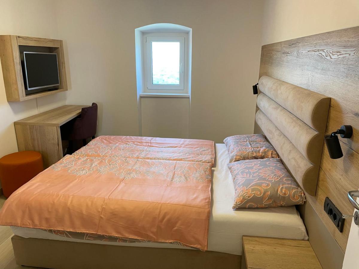 Villa Sanela Pobegi Екстериор снимка