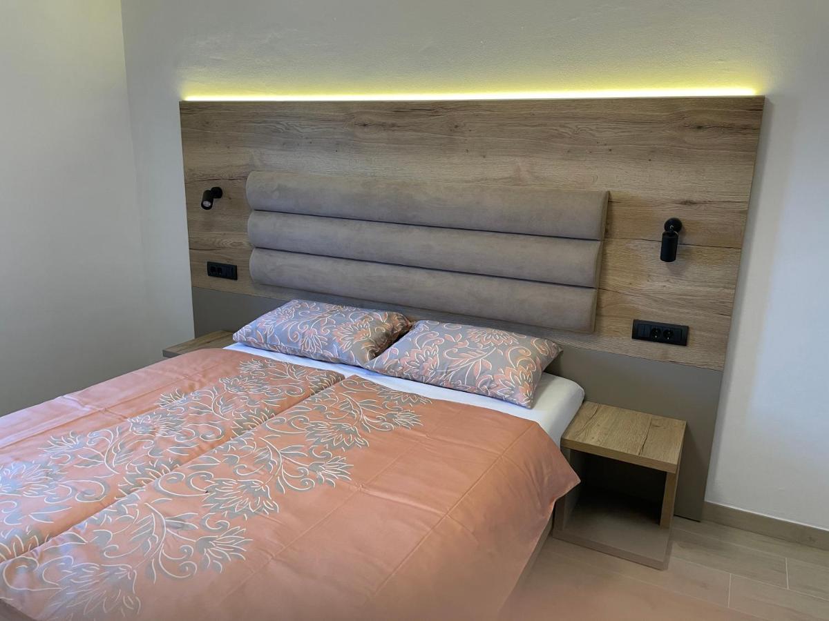 Villa Sanela Pobegi Екстериор снимка