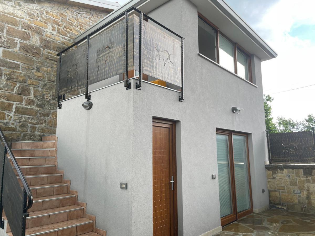 Villa Sanela Pobegi Екстериор снимка