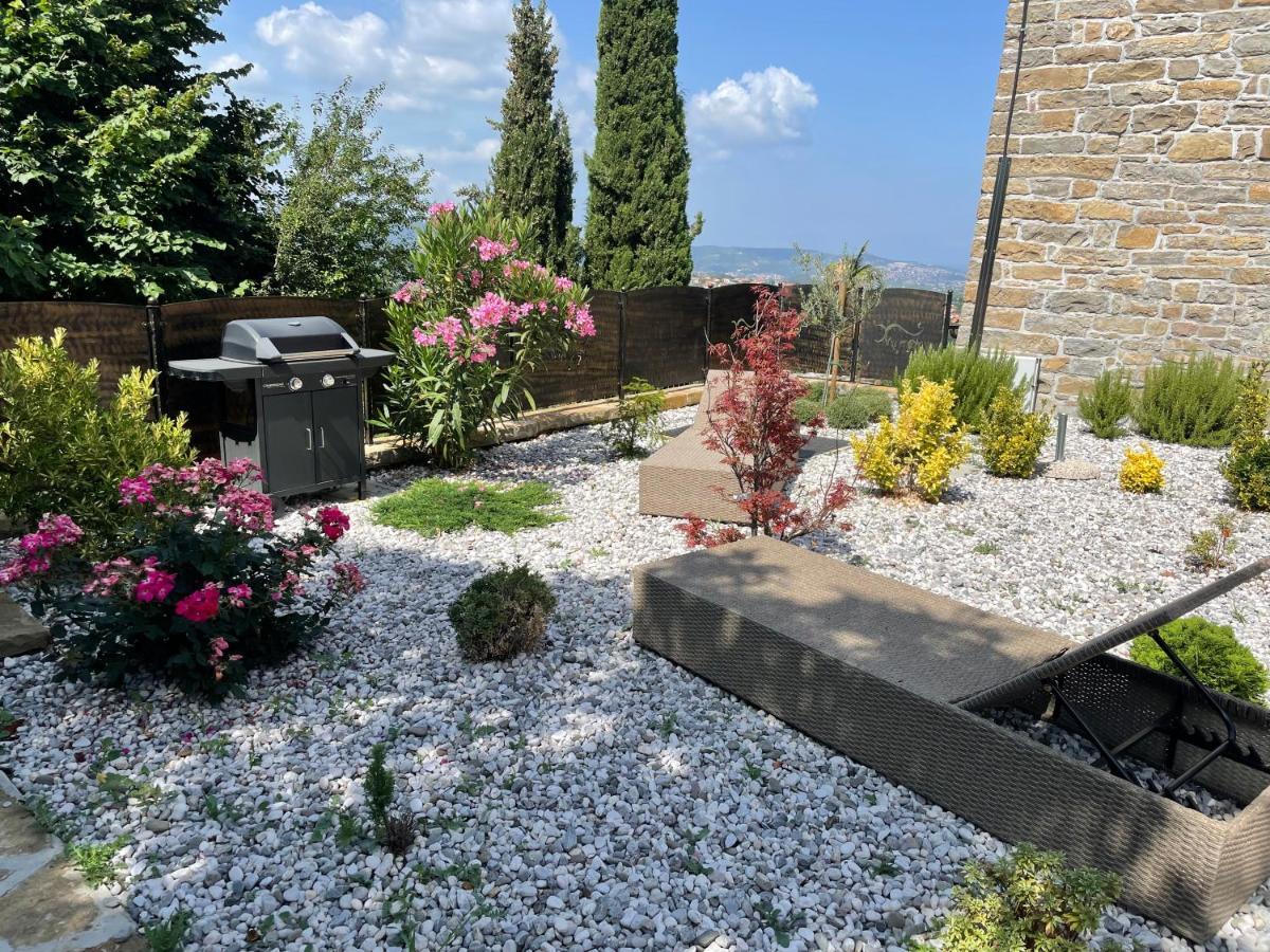 Villa Sanela Pobegi Екстериор снимка